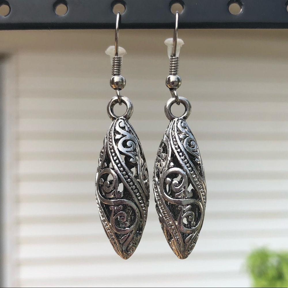 - Silver Filigree Bauble Earrings! NEW!